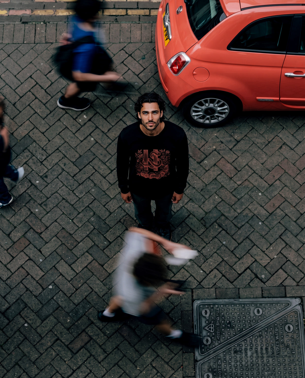 SYMBOL LONGSLEEVE black — worn, street