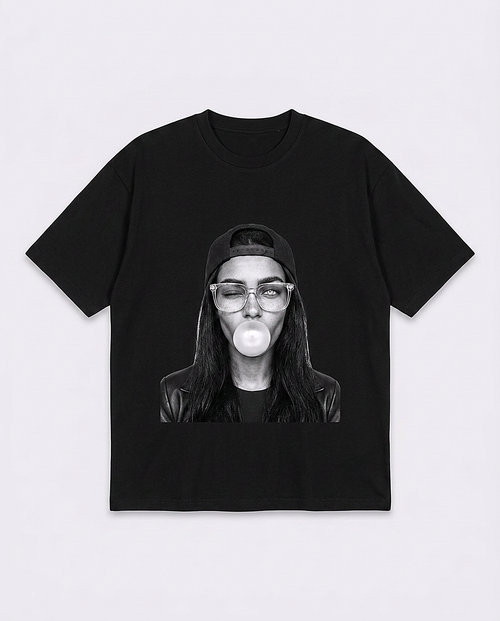 MUSE 001 wink black tee