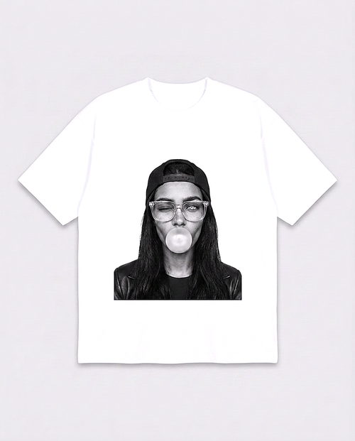 MUSE 001 wink white tee